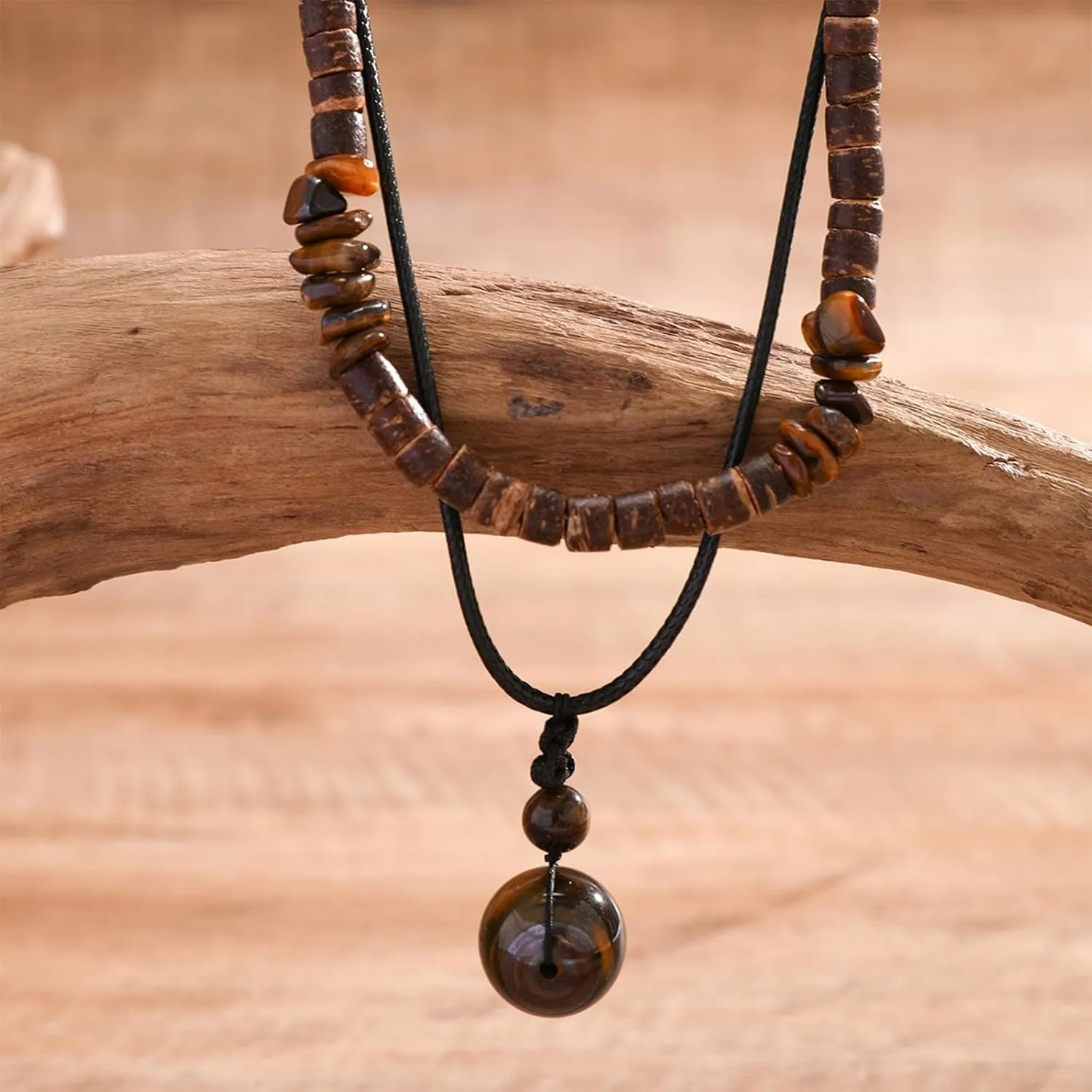 Necklace for Men Puka Shell Necklace Men Summer Surfer Necklaces Beaded Choker Beach Essentials Holiday Jewelry for Vacation Summer Outfits for Man Son Husband